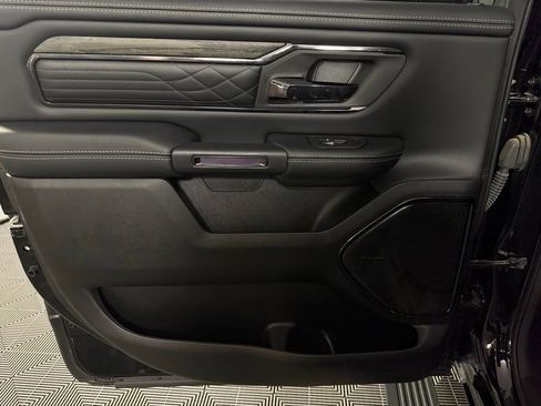 Used 2025 RAM 1500 Limited AWD/4WD image 27