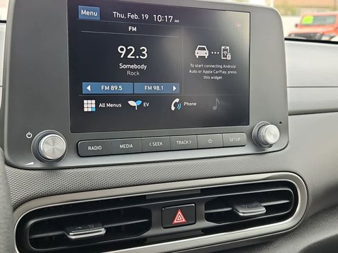 Used 2023 Hyundai Kona SE FWD image 28