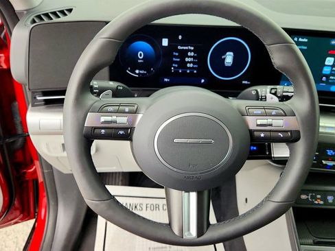 Used 2025 Hyundai Kona Limited AWD/4WD image 14