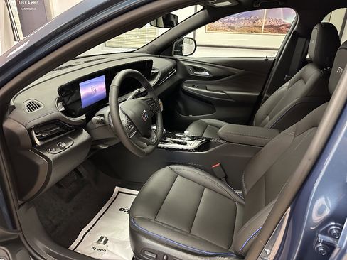 Used 2026 Buick Envista Sport Touring w/ Convenience I Package FWD image 7