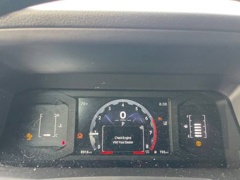 Used 2026 Toyota Tacoma SR5 AWD/4WD image 10