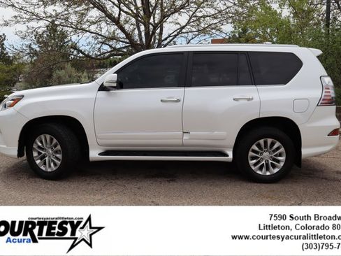 Used 2016 Lexus GX 460 w/ Premium Package AWD/4WD image 3