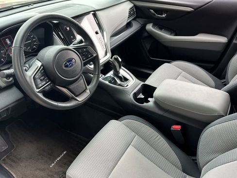 Certified 2025 Subaru Outback Premium image 9