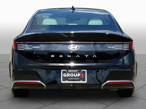 Used 2025 Hyundai Sonata SEL FWD image 5