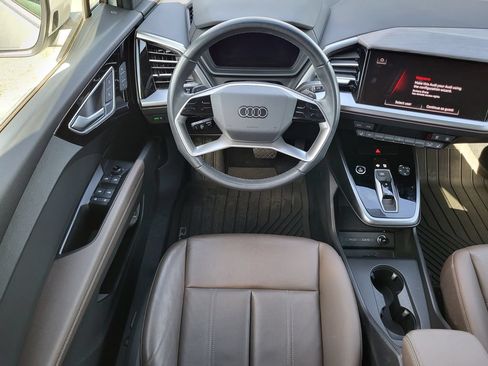 Used 2023 Audi Q4 e-tron Premium Plus w/ Premium Plus AWD/4WD image 24