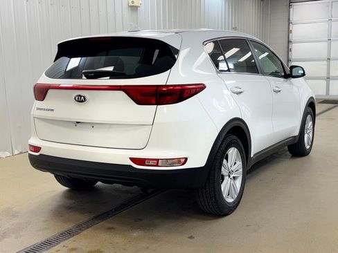Used 2017 Kia Sportage LX image 5