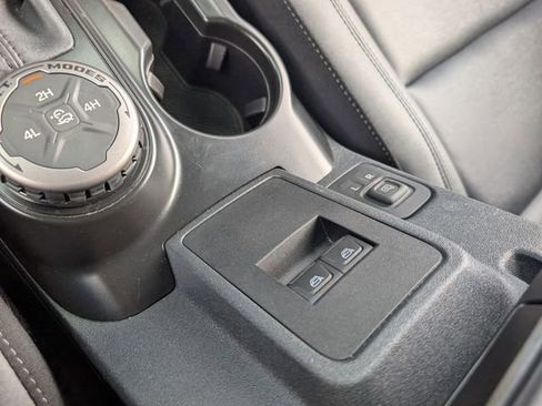 Used 2024 Ford Bronco Big Bend image 27