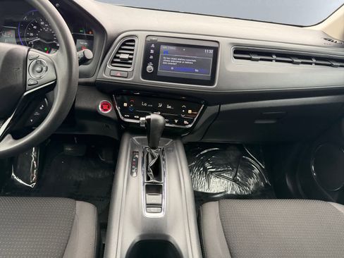 Used 2019 Honda HR-V EX image 16