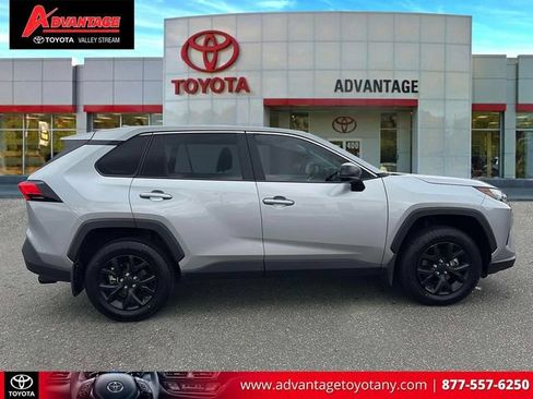 Used 2025 Toyota RAV4 LE FWD image 5