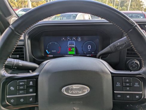 Used 2024 Ford F250 Platinum image 34