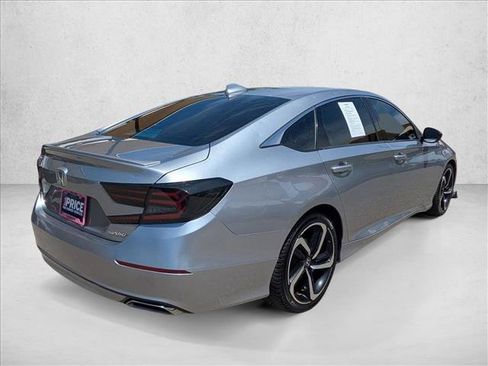 Used 2019 Honda Accord Sport image 5