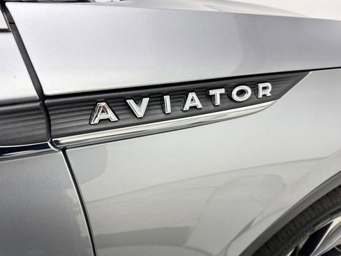 Used 2020 Lincoln Aviator Reserve w/ Equipment Group 202A AWD/4WD image 23