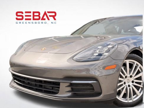 Used 2018 Porsche Panamera image 12