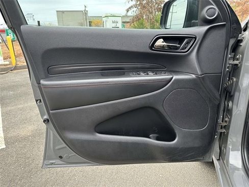 Used 2024 Dodge Durango GT image 18