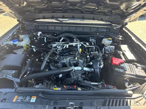 Used 2025 Ford Bronco Big Bend AWD/4WD image 32