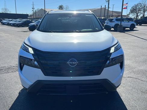 New 2026 Nissan Rogue SV image 2