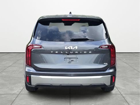 Used 2023 Kia Telluride LX AWD/4WD image 5
