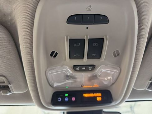Used 2023 Buick Encore GX Essence w/ Experience Buick Package FWD image 28