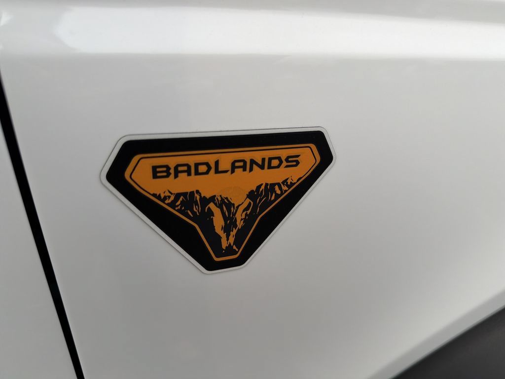 Used 2025 Ford Bronco Badlands AWD/4WD image 37