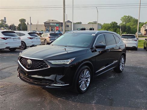 Used 2023 Acura MDX SH-AWD w/ Advance Package image 3