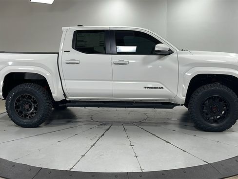 New 2025 Toyota Tacoma SR5 image 6
