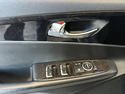 Used 2017 Kia Sorento FWD w/ LX Convenience Package image 11