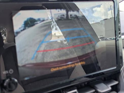 Used 2025 Toyota Corolla LE FWD image 10