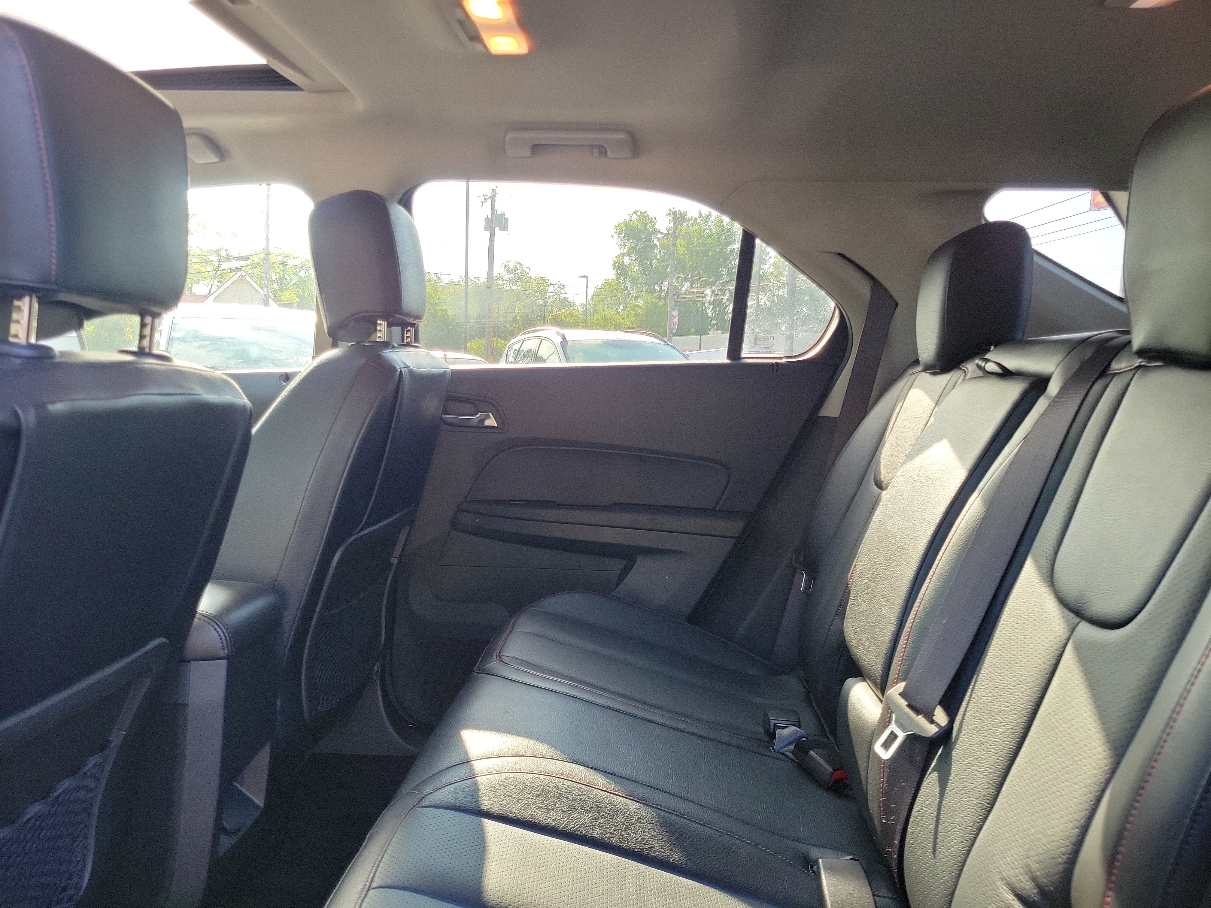 Used 2017 Chevrolet Equinox LT w/ Convenience Package FWD image 11