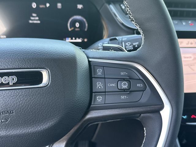 New 2026 Jeep Grand Cherokee Limited w/ Luxury Tech Group II RWD image 26