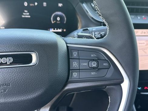 New 2026 Jeep Grand Cherokee Limited RWD image 26