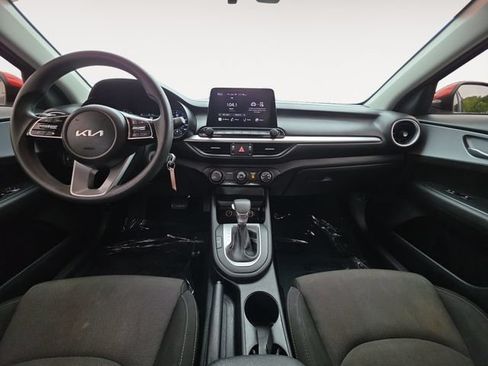 Used 2023 Kia Forte LXS FWD image 10