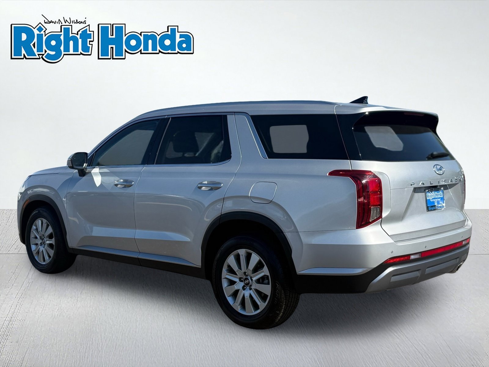Used 2025 Hyundai Palisade SEL FWD image 4