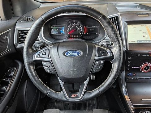 Used 2020 Ford Edge ST w/ Equipment Group 401A AWD/4WD image 19
