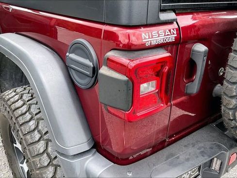 Used 2022 Jeep Wrangler Rubicon w/ Steel Bumper Group AWD/4WD image 22