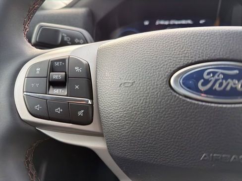 New 2026 Ford Explorer Active image 17