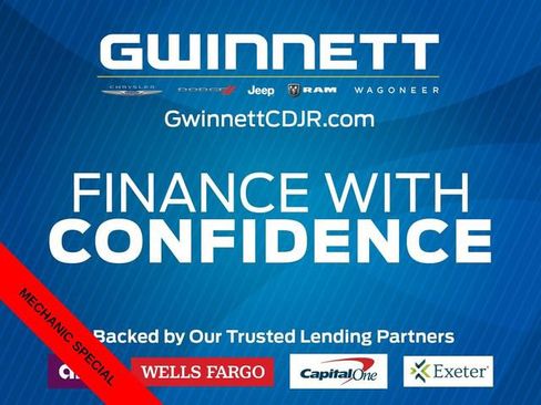 Used 2017 Nissan Pathfinder SL w/ SL Tech Package image 8