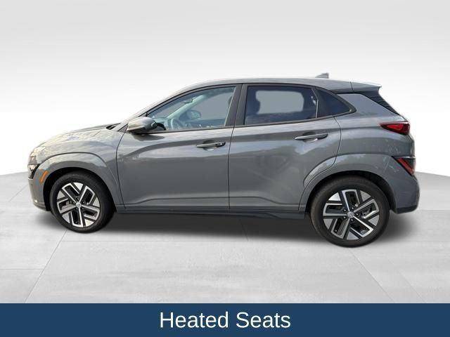 Used 2023 Hyundai Kona SE w/ Cargo Package FWD image 7