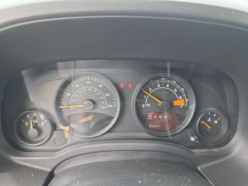 Used 2016 Jeep Patriot Sport w/ Power Value Group AWD/4WD image 7