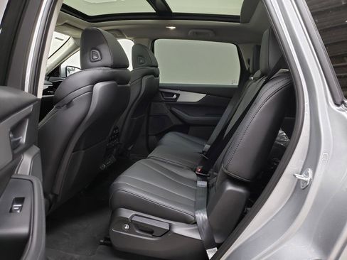 New 2026 Acura MDX SH-AWD image 11