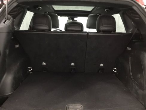 Used 2022 Jeep Compass Limited w/ (RED) Package image 17