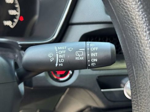 Used 2025 Honda CR-V LX image 22