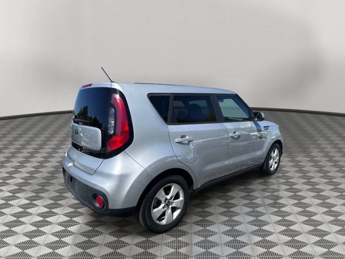 Used 2017 Kia Soul FWD image 7