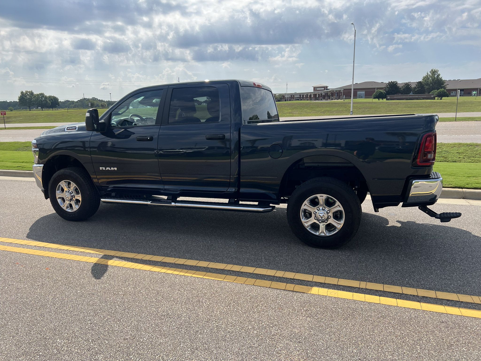 Certified 2026 RAM 2500 Big Horn AWD/4WD image 10