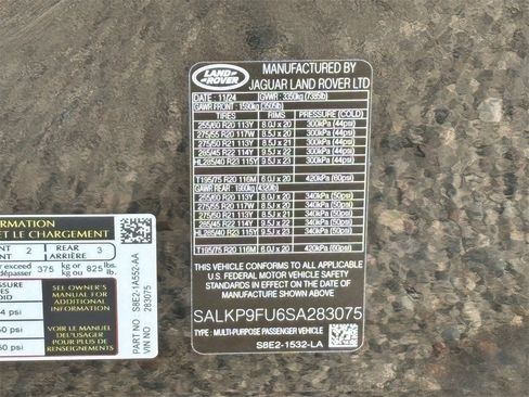 Used 2025 Land Rover Range Rover SE image 29