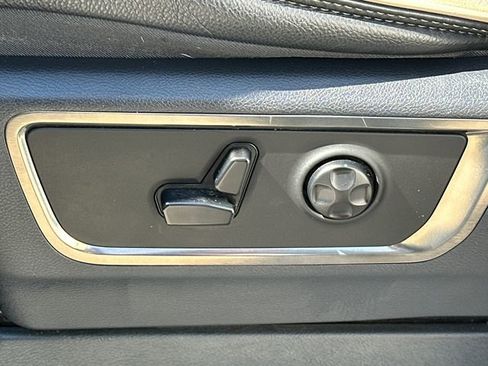 Used 2019 RAM 1500 Limited image 43