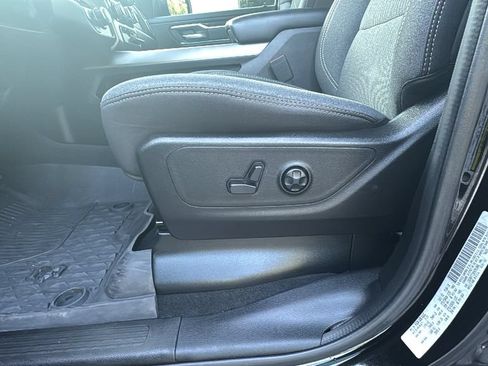 Used 2019 RAM 1500 Big Horn AWD/4WD image 10