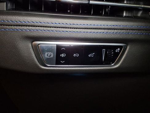 New 2026 Cadillac Escalade IQ Luxury 1 w/ LPO, Premium Carpet Package AWD/4WD image 17