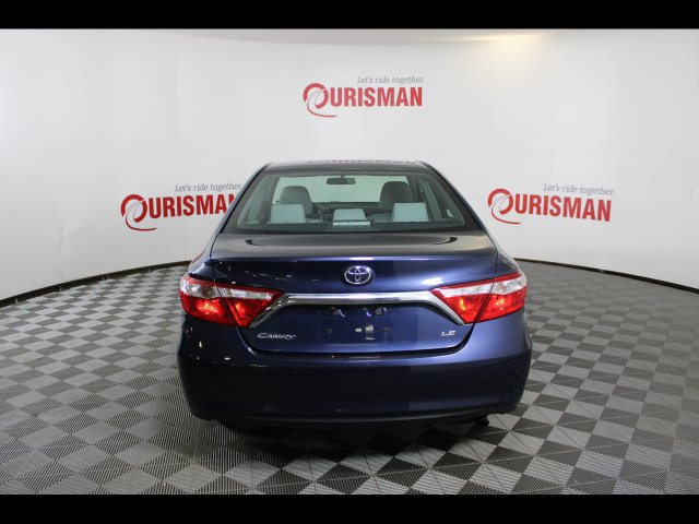 Used 2017 Toyota Camry LE FWD image 8