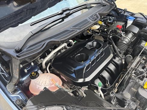 Used 2022 Ford EcoSport SE w/ SE Convenience Package image 30