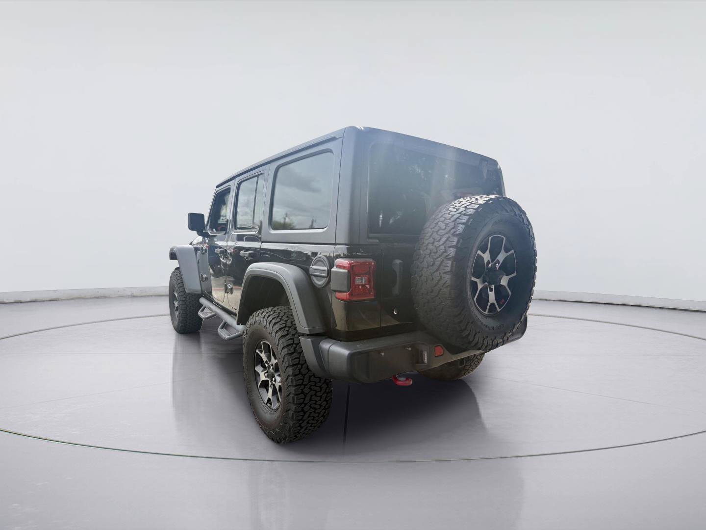 Used 2018 Jeep Wrangler Unlimited Rubicon AWD/4WD image 3